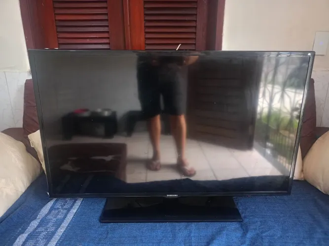 TV Led 3D 40" Samsung com defeito (leia o anúncio))