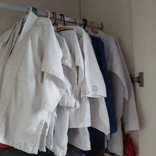 Kimonos judô e karate
