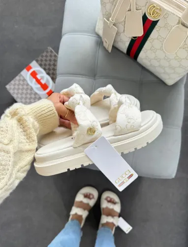 Papete feminina Gucci mega confortável