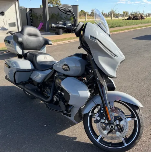 Street Glide Ultra 2025 ? Única na praça