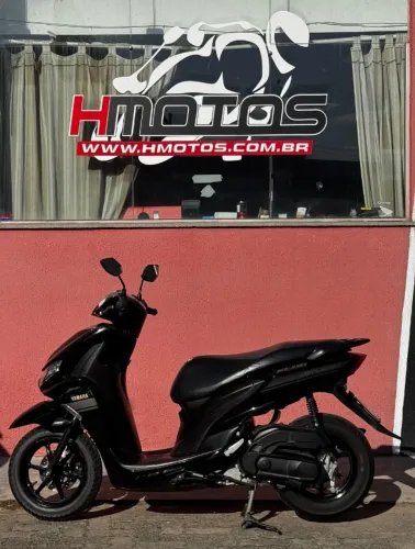 YAMAHA FLUO 125 2023