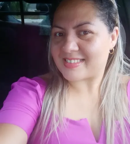 Cuidadora de idosos e babá 