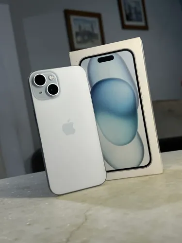 iPhone 15 - 128gb 