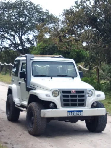 Troller T-4 4X4 3.2 TGV TDI Cap. Rígida Diesel 2013