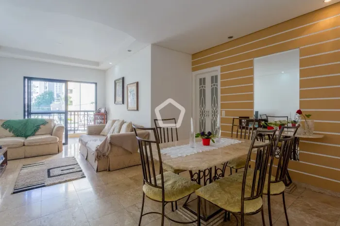Apartamento em Saúde