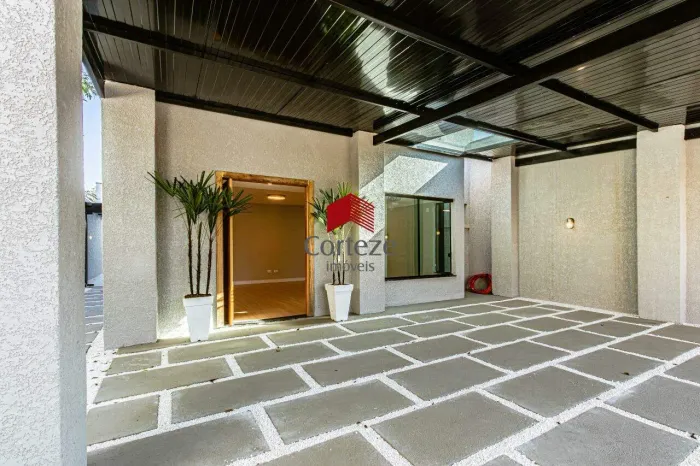 Casa com 240m² 3 quartos, à venda, no bairro Boneca do Iguaçu em São José dos Pinhais