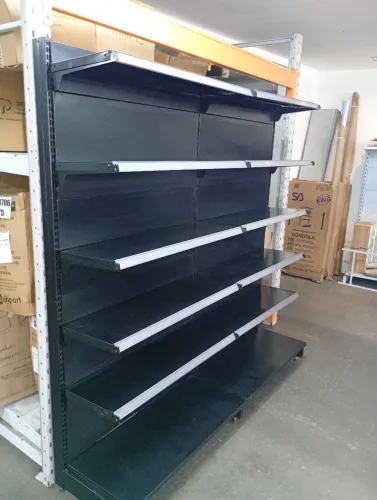 GONDOLAS NOVAS PARA MERCADOS ,LOJAS PRETA SO AGENTE TEM CENTERACO *
