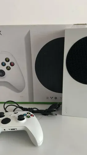 Xbox Series S - Impecável