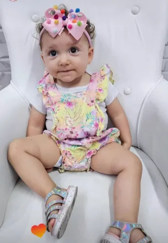 Jardineira Romper bebê Teddy Boom floral 3 a 6 meses