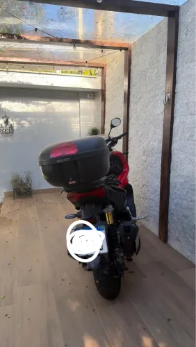 ADV 150 VERMELHA
