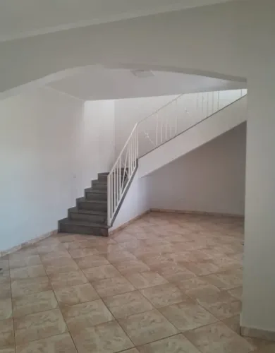 Sobrado 2 casas, bairro dona Amélia