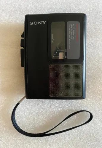 Walkman Sony C/ Detalhe Mini Tape Cassete Player K7