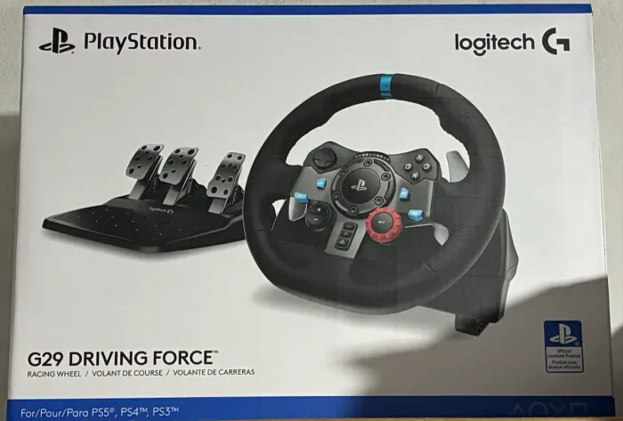 Vende-se volante e pedal G29 DRIVING FORCE