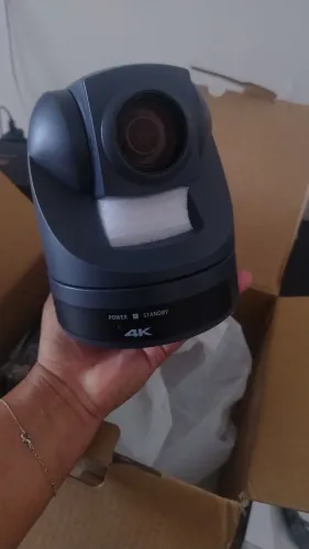 Câmera PTZ 4K profissional