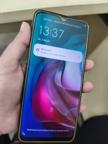 Moto G30 usado, ótimo estado.
