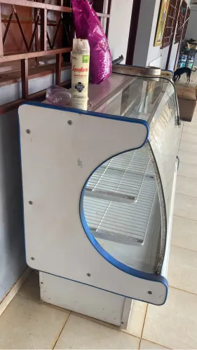 Expositor frio Gelopar GEPV-140