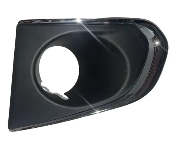 Moldura Farol Milha Tracker 14 Ate 18 Novo C/detalhe