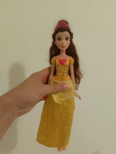 Boneca Bela Disney