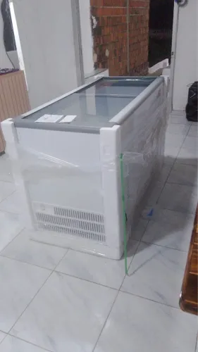 Freezer de 411 e 503 litros tampa de vidro da fricon