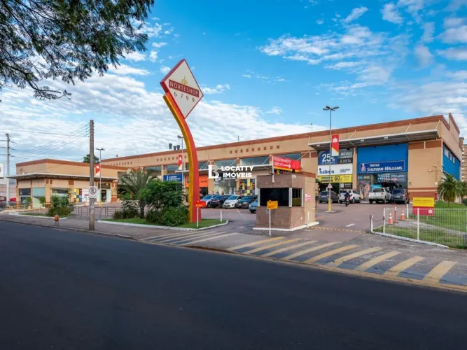 Loja Comercial para Locação em Porto Alegre, SARANDI, 1 banheiro, 99 vagas