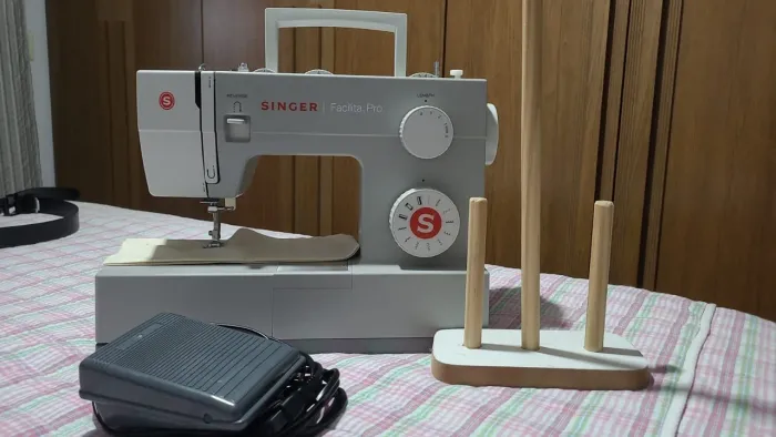 Maquina de Costura Singer Facilita Pro