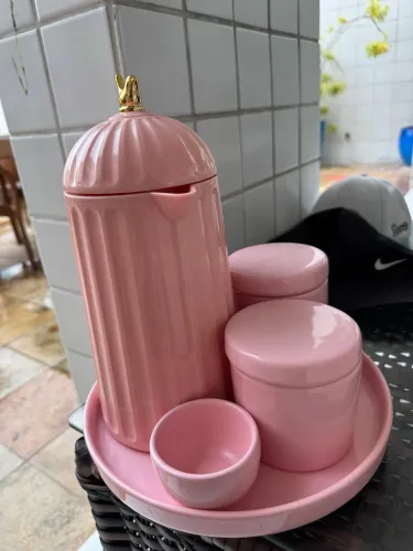 Kit higiene de porcelana rosa 