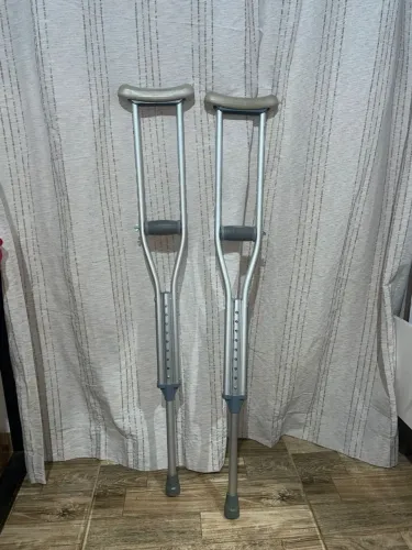 MULETA AXILAR SEMI NOVA 