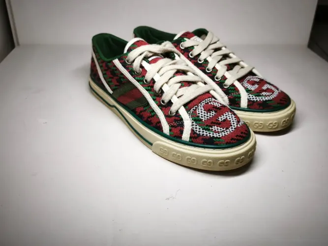 Tênis Gucci