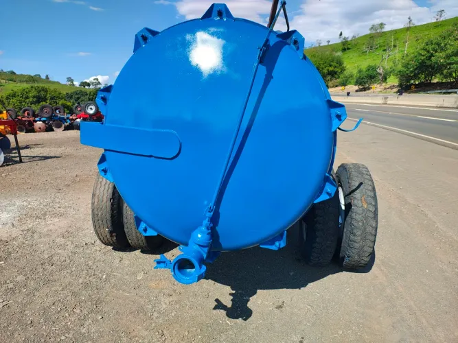 Tanque 6000 litros esterco trator 