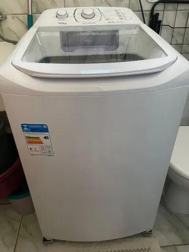 Lavadora de Roupas Electrolux LAC12 + 12Kg Cesto Inox 12 Programas de Lavagem