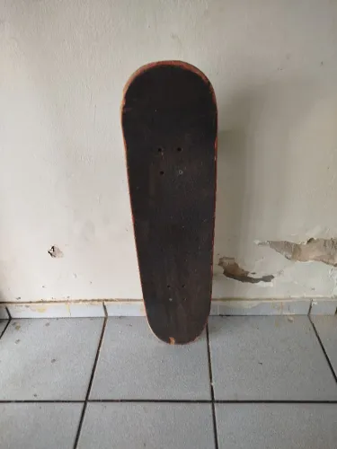 Skate profissional completo, pouco usado