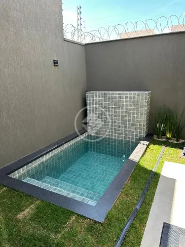 Casa com 3 suítes no Setor Jardim Atlântico. codigo: 111061