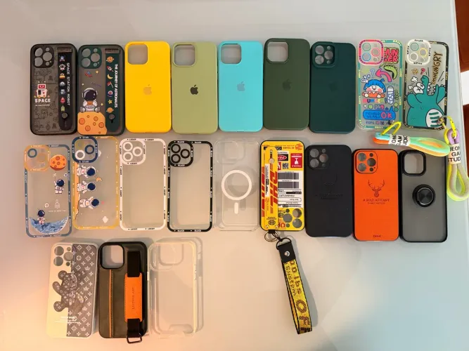 Lote com 21 Capinhas / Cases para iPhone 14 Pro Max (Variadas)