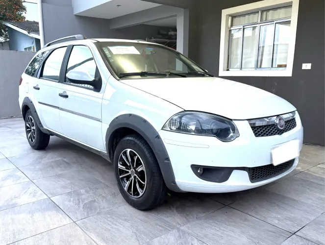 Fiat Palio Weekend Trekking 1.6 Flex 16V 5P 2015