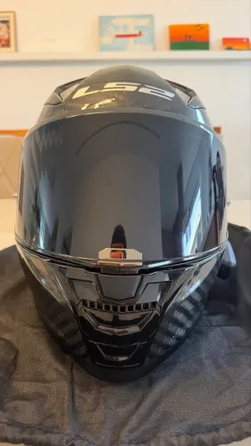 Capacete LS2 FF811 Vector II Carbon + Cardo Freecom 4X JBL