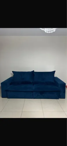 Sofá Retrátil 4 Lugares Ótimo Estado. Cor azul.