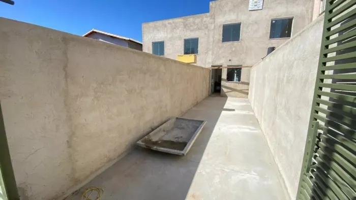 Casas Novas 2 Quartos com Área Privativa e 2 Vagas Jardim Leblon, BH