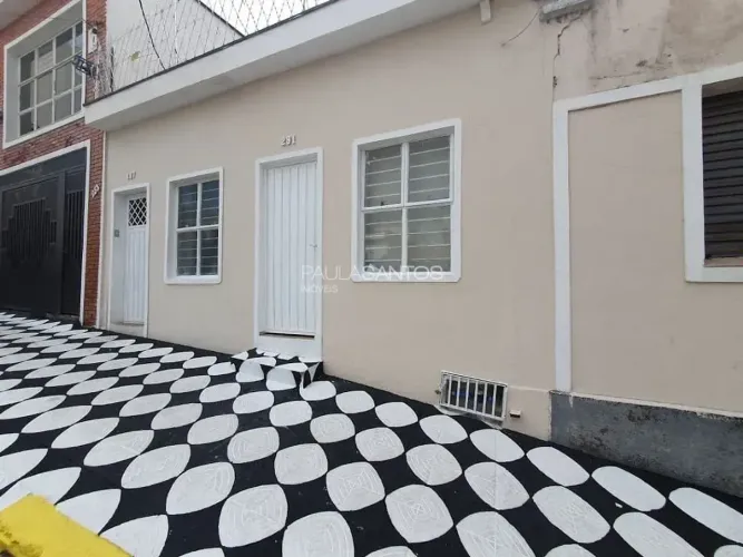 Casa para alugar com 2 quartos no Centro - Sorocaba, SP