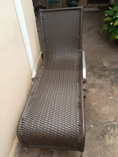 Espreguiçadeira Reclinável em Alumínio e Fibra Sintética - Piscina/Jardim