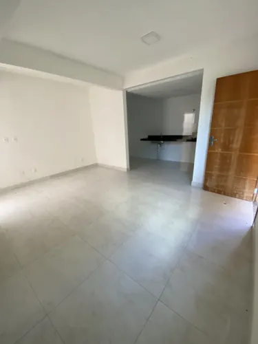 Casa Geminada NOVA de 2 quartos, sendo 1 com suAte, 1 vaga, 3 banheiros, Bairro NazarA©