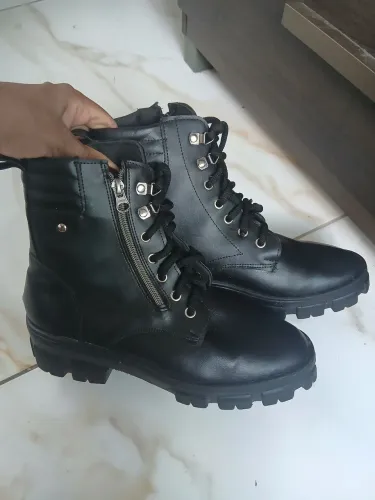 Bota coturno adulto