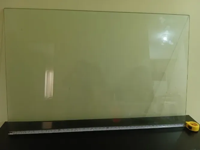 Vidro para mesa 4 lugares. Medidas: 75 de largura × 1 45. 