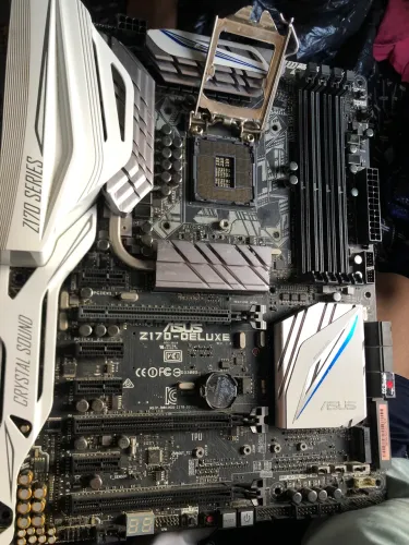 ASUS Z170 Deluxe