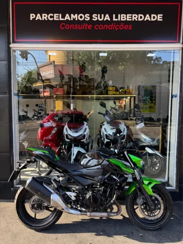 Kawasaki Z400 Ano 2020 Com 32.000 km