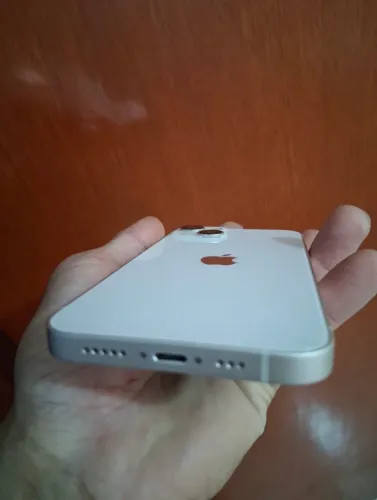iPhone 13 branco 128GB