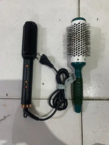 escova alisadora elétrica de cabelo