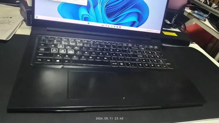 Notebook Gamer Avell C62 Liv - i7 10a RTX 2060