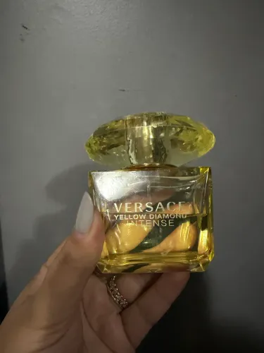 versace diamond yellow