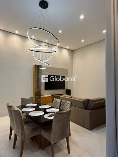 Casa excelente à venda em Condomínio Residencial Villa Segura, Montes Claros -MG