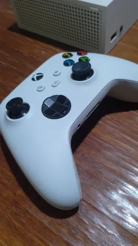 Xbox séries s em perfeitas condições.